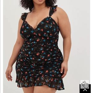 New Torrid Black Floral Ruched Mesh Ruffle Chemise